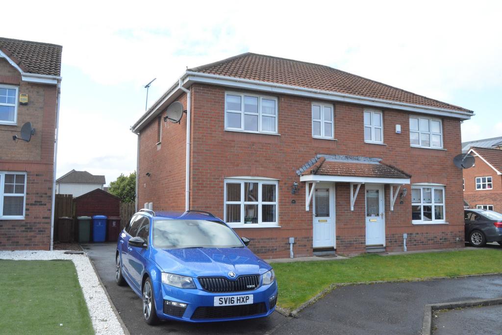 Kersehill Crescent, Falkirk... 3 bed semidetached house £165,000