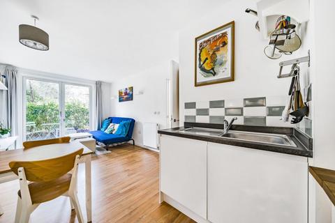 3 Sail Street, London, SE11 6NQ