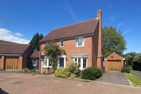 1 Wiggins View, Springfield, Chelmsford, CM2 6GP