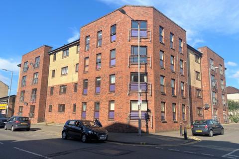 2 bedroom flat to rent, Fenella Street, Shettleston, Glasgow, G32