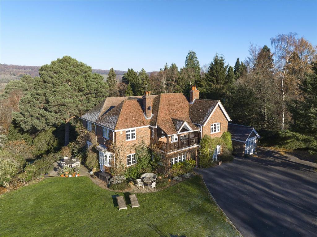 Coast Hill, Westcott, Dorking, Surrey, RH4 7 bed detached house for
