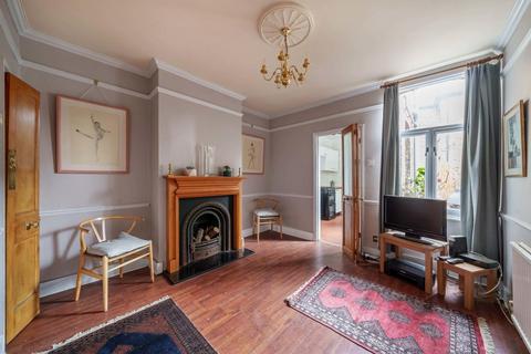 1 Douglas Villas, Kingston Upon Thames, KT1 3BY