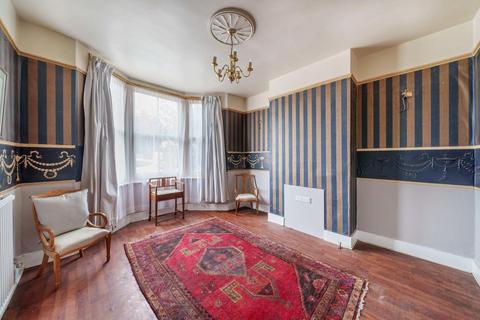 1 Douglas Villas, Kingston Upon Thames, KT1 3BY