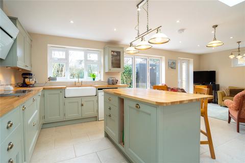 5 bedroom semi-detached house for sale - Bramley Avenue, Canterbury, Kent, CT1