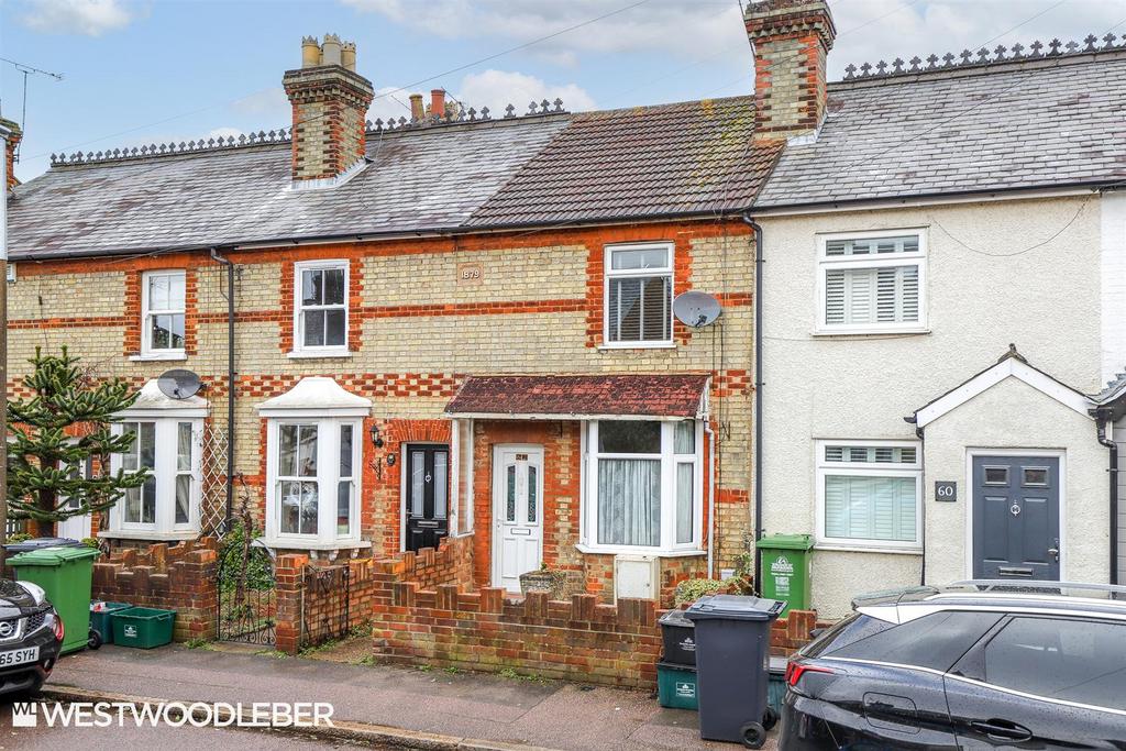 Whitley Road, Hoddesdon EN11 2 bed terraced house for sale £340,000
