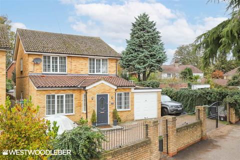 2d Churchfield Path, Cheshunt, Waltham Cross, EN8 9EG
