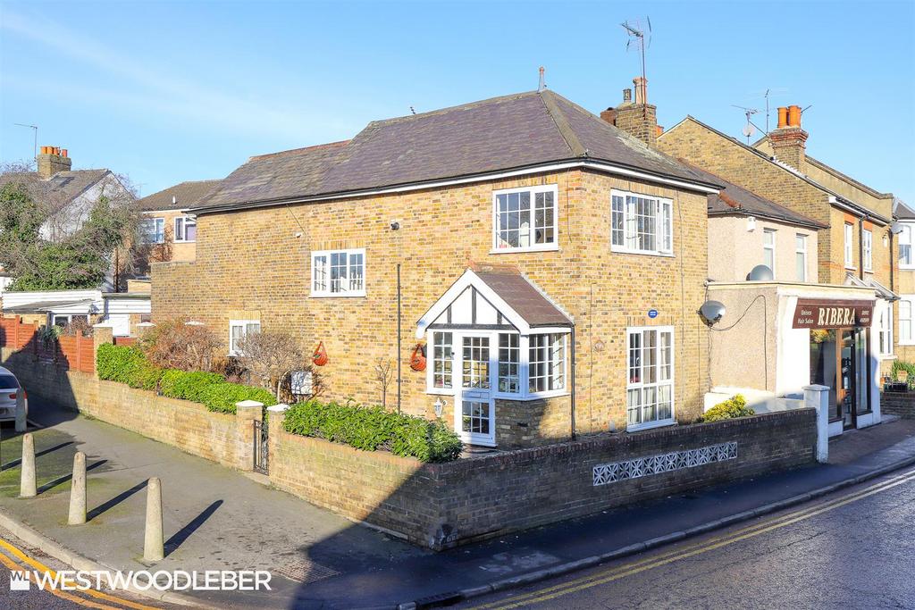 Burford Street, Hoddesdon EN11 3 bed link detached house for sale £