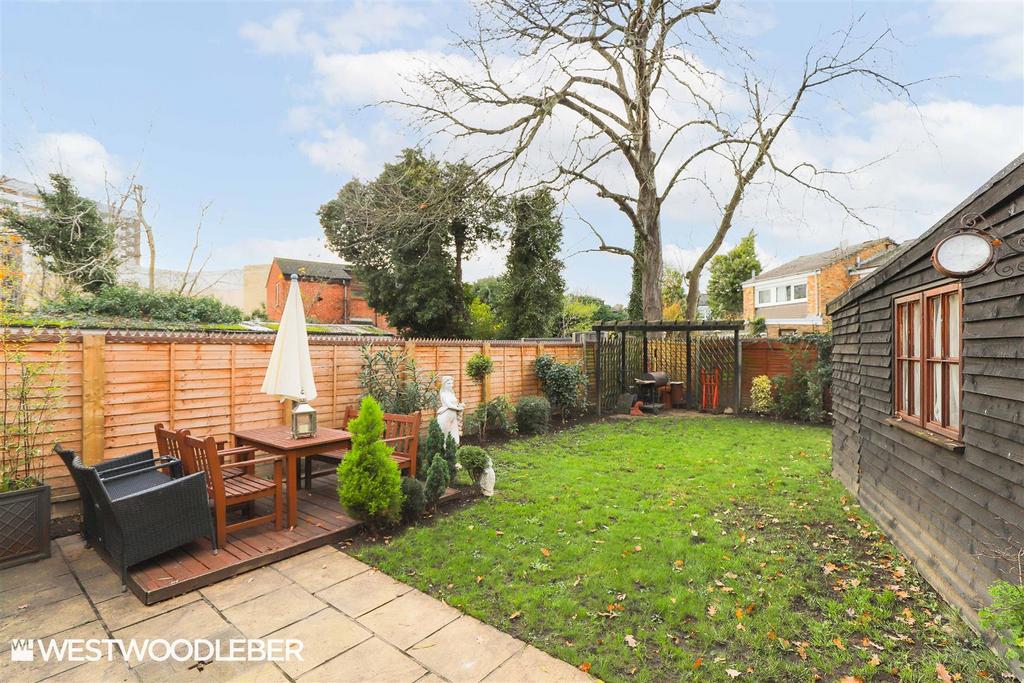 Burford Street, Hoddesdon EN11 2 bed semidetached house £500,000