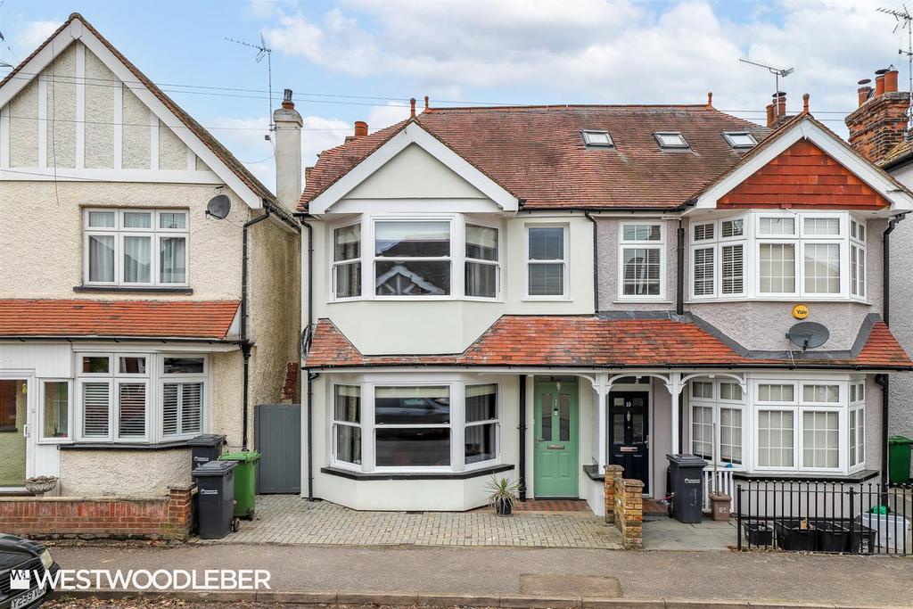 Marston Road, Hoddesdon EN11 3 bed semidetached house £525,000