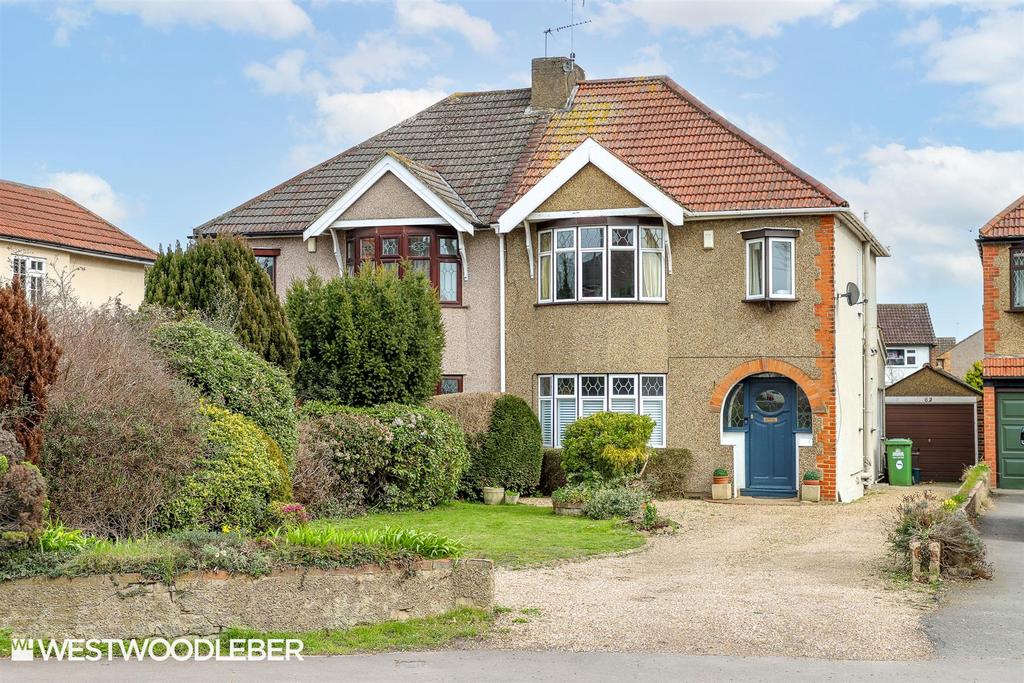 Ware Road, Hoddesdon EN11 3 bed semidetached house for sale £635,000