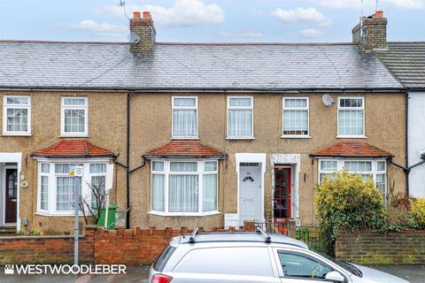 143 Windmill Lane, Cheshunt, Waltham Cross, EN8 9AR