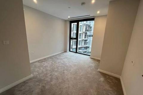 2 bedroom flat to rent, Hampton House, London, SW6