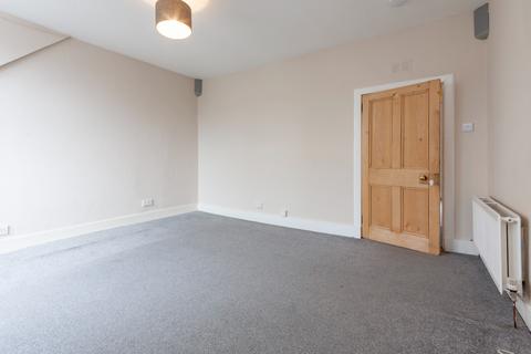 2 bedroom flat to rent, Rosemount Place, Rosemount, Aberdeen, AB25