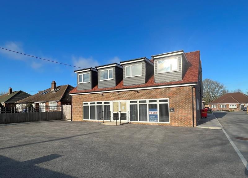 34 Canterbury Road, Hawkinge, Folkestone, Kent Shop £1,833 pcm (£423 pw)