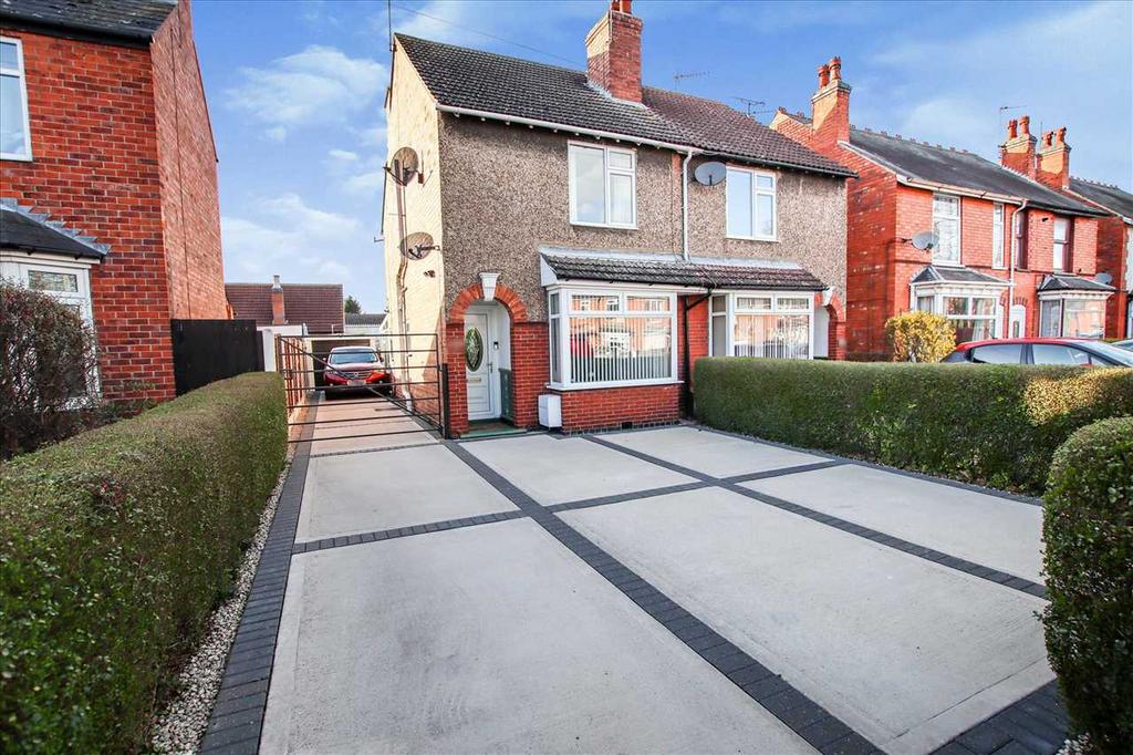 Boultham Park Road, Lincoln 3 bed semidetached house for sale £230,000