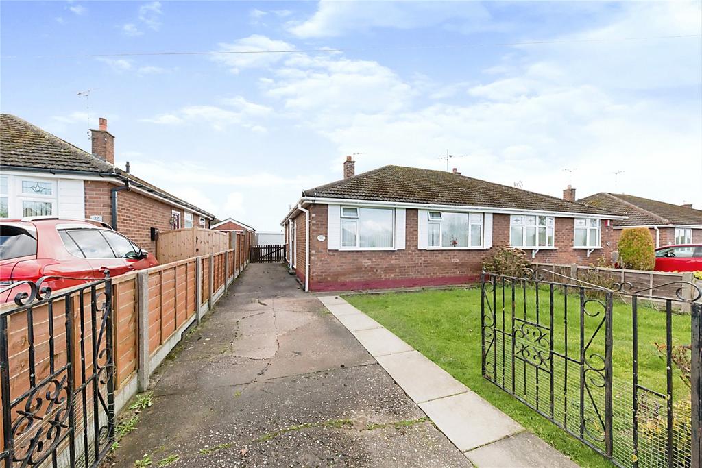 Windsor Avenue, Crewe, Cheshire, CW1 2 bed bungalow £170,000