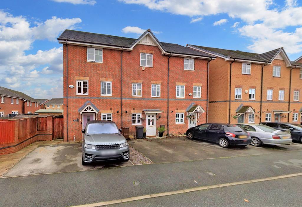 Davy Road, Abram WN2 3 bed mews £850 pcm (£196 pw)
