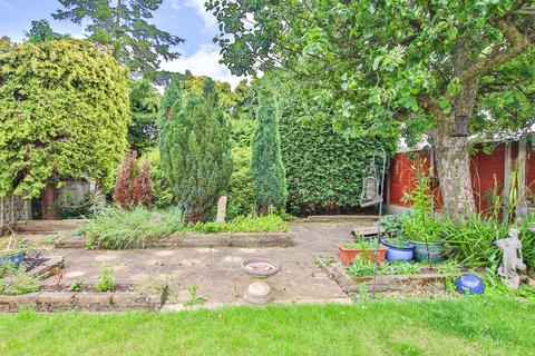 2 Birch Drive, Willerby, Hull, HU10 6LB