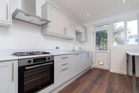 3 bedroom retirement property for sale - Beamish Road, St Mary Cray