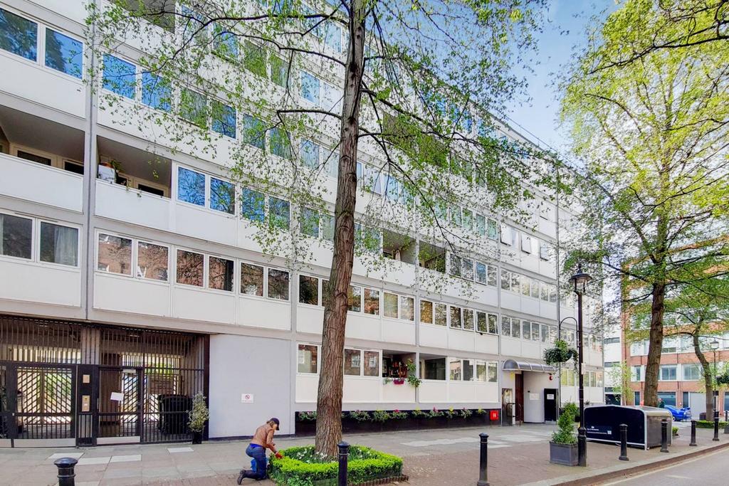 Clipstone Street, Fitzrovia, London, W1W 1 bed flat £6,067 pcm (£