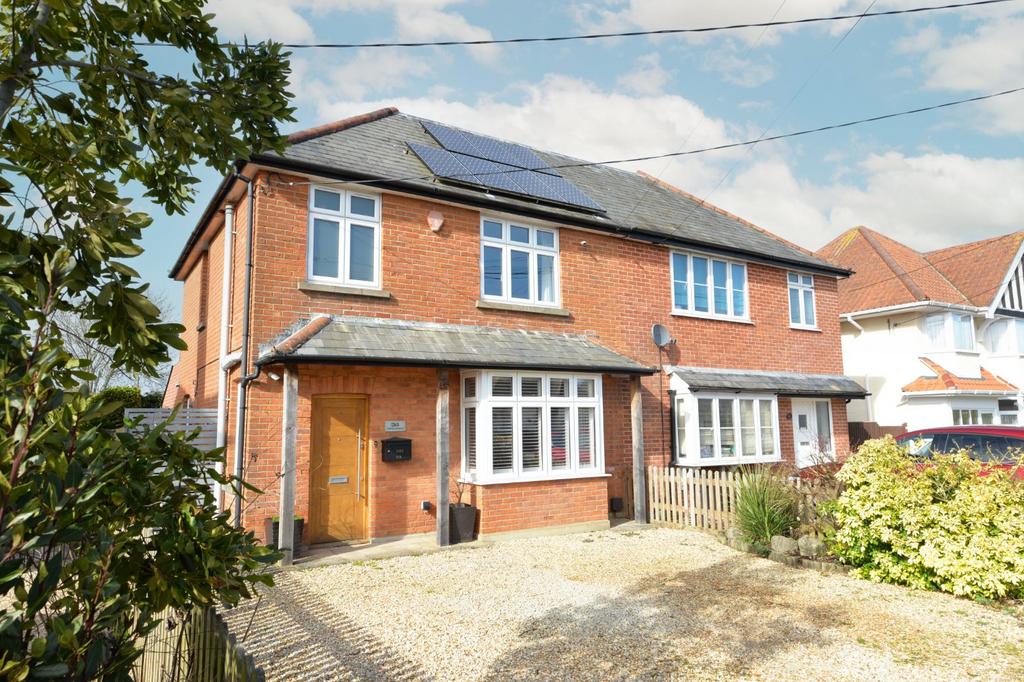 Marley Avenue, New Milton, Hampshire... 3 bed semidetached house £