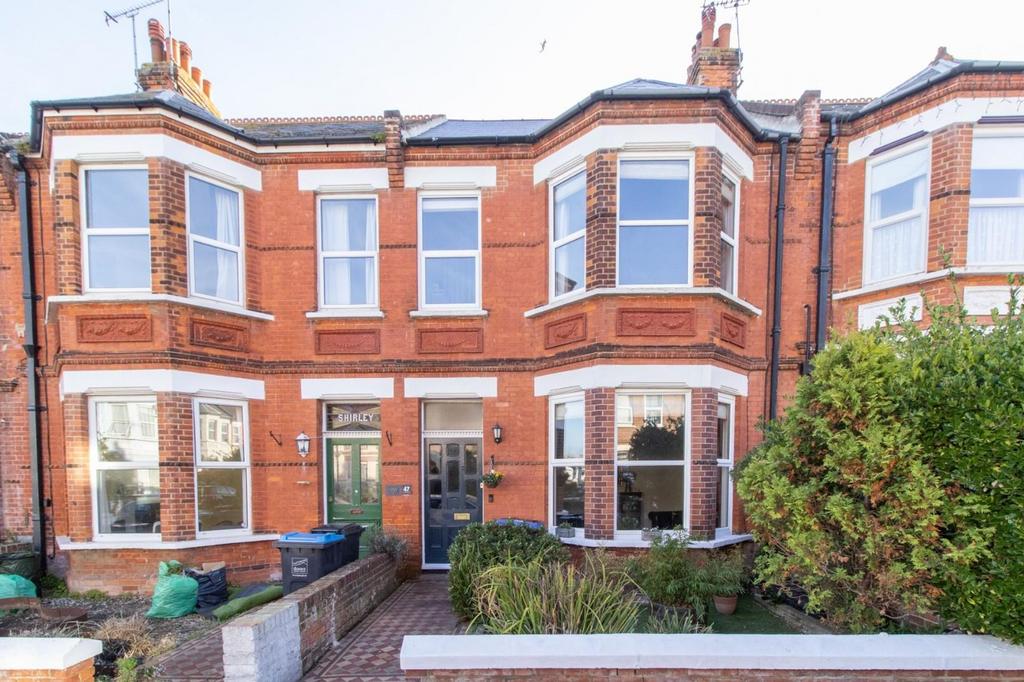 Warwick Road, Cliftonville, CT9 4 bed terraced house for sale £525,000