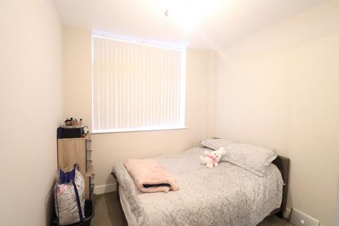 1 bedroom flat to rent, Greenleigh Court, Dawsons Square, Pudsey, Leeds, LS28