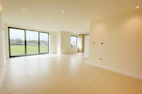 2 bedroom flat to rent, Flat 5 Block B Southernwood, Fordham Road, Newmarket, Suffolk