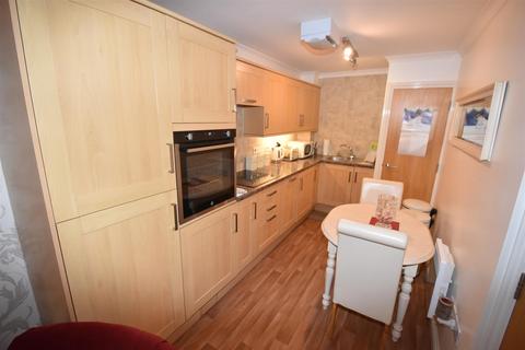 1 bedroom retirement property for sale, Long Road, Canvey Island SS8