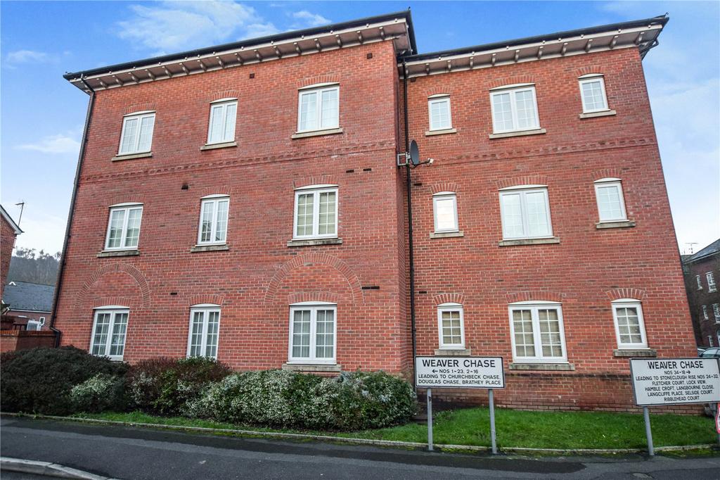 Churchbeck Chase, Ringley Lock, Stoneclough, Radcliffe, M26 2 bed flat