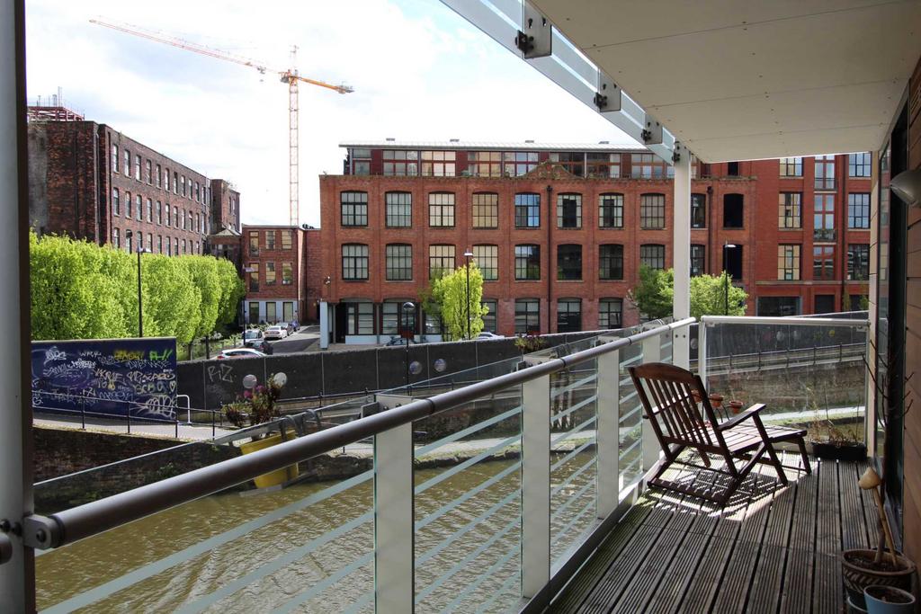 Block 3 St Island Hulme Hall... 2 bed apartment £1,300 pcm (£