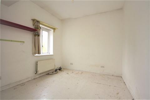 2 bedroom apartment for sale, Langley Drive, London, W3