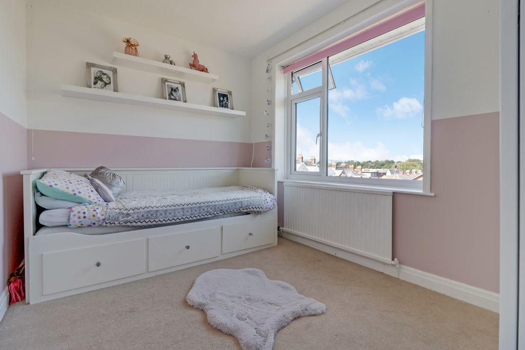 Bedroom 3 (Double)