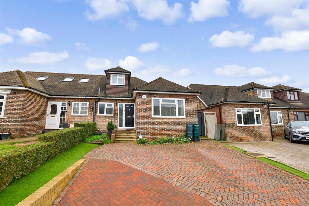 Cerne Road, Gravesend, Kent 3 bed semidetached bungalow for sale £