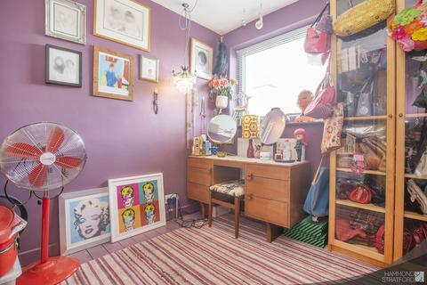 16 Cheyham Mount, Norwich, NR4 6HL