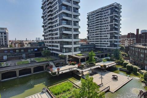369 The Water Gardens, London, W2 2DJ