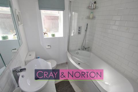 12 Parkview Road, Addiscombe, Croydon, CR0 7DE