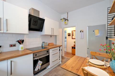 2 bedroom apartment to rent - King's Crescent, Aberdeen