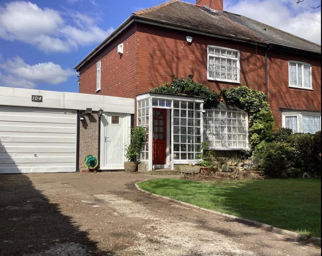Station Road, Rawcliffe, Nr Goole, DN14 8QS 3 bed semidetached house