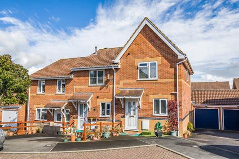 2 bedroom end of terrace house for sale - Mary Hart Close, Street, BA16