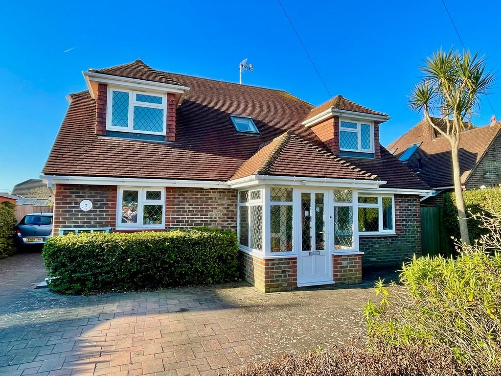 Cudlow Avenue, Rustington 4 bed detached bungalow for sale £780,000