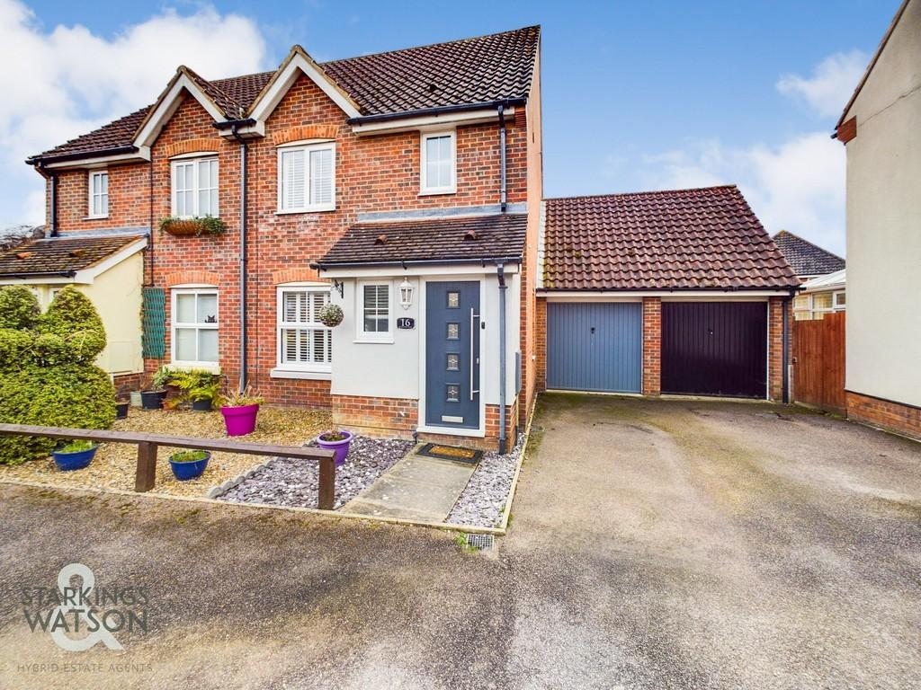 Blackthorn Road, Wymondham 3 bed semidetached house for sale £275,000