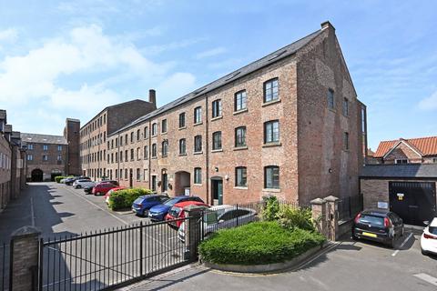 3 bedroom flat to rent, The Tannery, Lawrence Street, York, YO10
