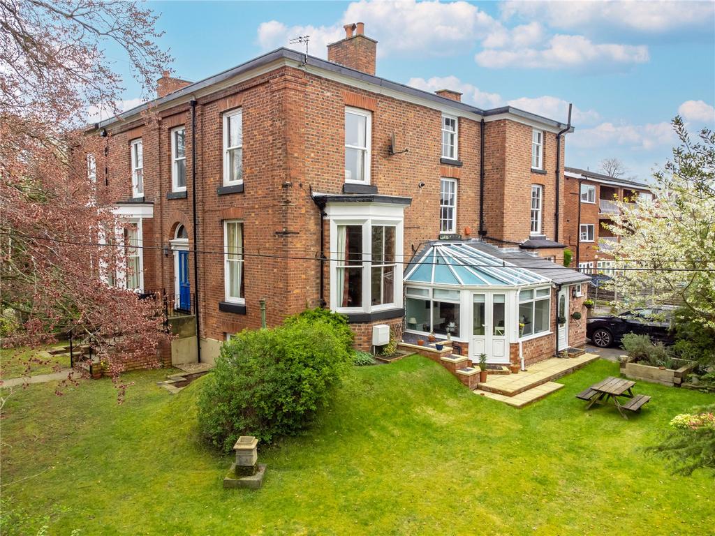 Lyme Grove, Off Marsland Road, Sale, M33 3 bed house for sale £650,000