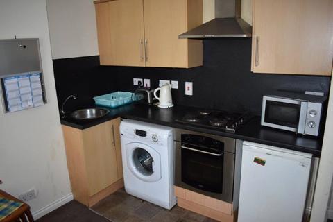 1 bedroom flat to rent - Menzies Road, Torry, Aberdeen, AB11