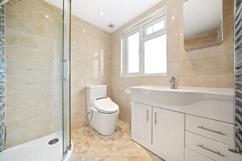 140 Vale Road, Worcester Park, KT4 7ED