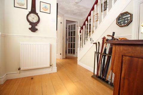 8 Forsythia Close, Hedge End, Southampton, SO30 4TP