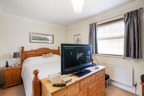 4 Abbey Drive, Dartford, DA2 7WP