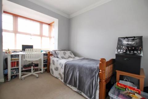 4 Abbey Drive, Dartford, DA2 7WP