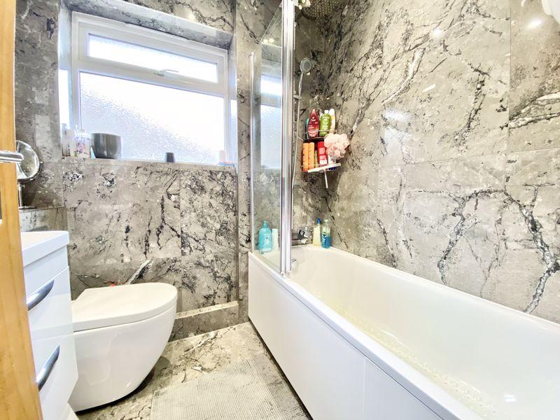 Woodside Lane, Bexley 2 bed property for sale £285,000